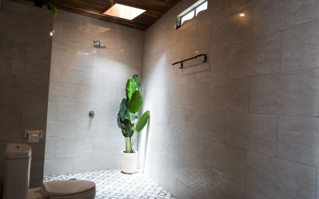 Santorini Luxury Villa