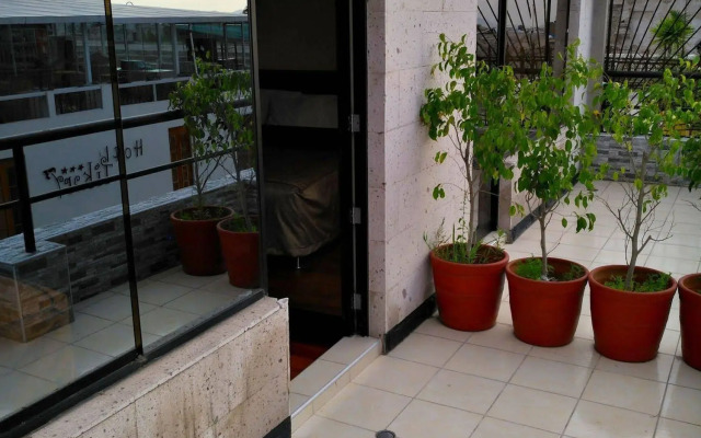 Hostal Qoyllurwasi