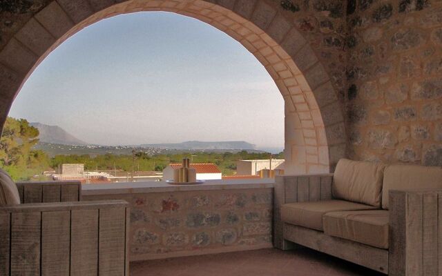 Areos Polis Hotel