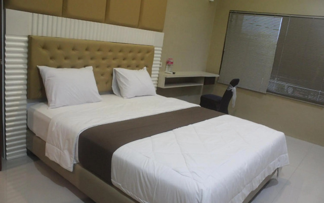 Cyka Raya Hotel