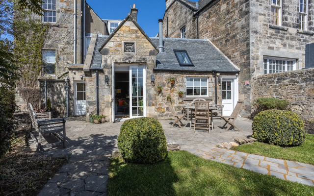 No1. Apartments & Bedrooms St Andrews - St Mary’s