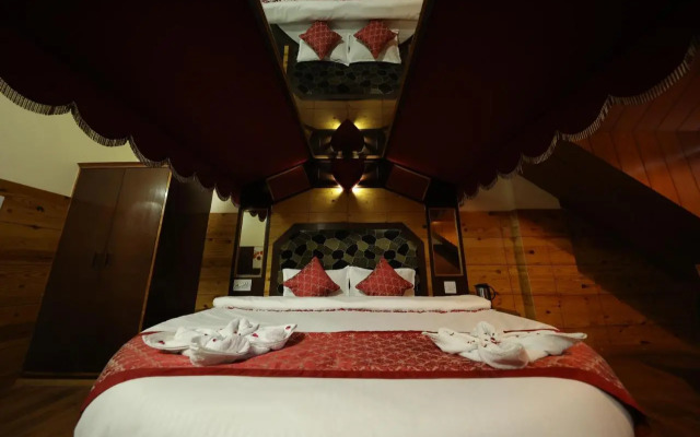Hotel Yak
