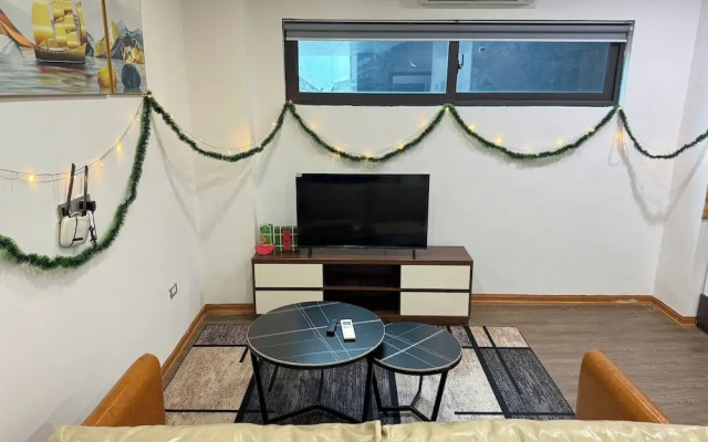 Tay Ho Apartment
