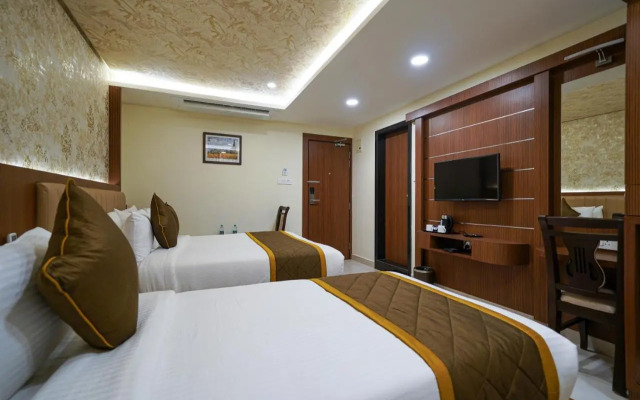 OYO Premium K R Puram
