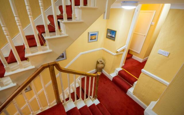 Linsfort Guest House B&B