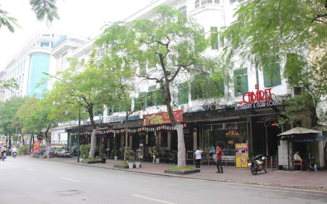 Hoa Binh Hotel