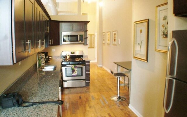 Wicker Park Bathhouse Apartments