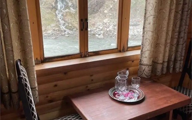 River breeze