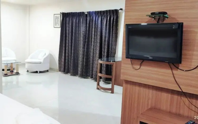 Hotel Grand Samdareeya - Jabalpur