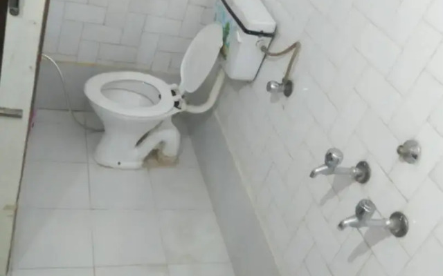 Oyo 40431 Hotel Amar Prem