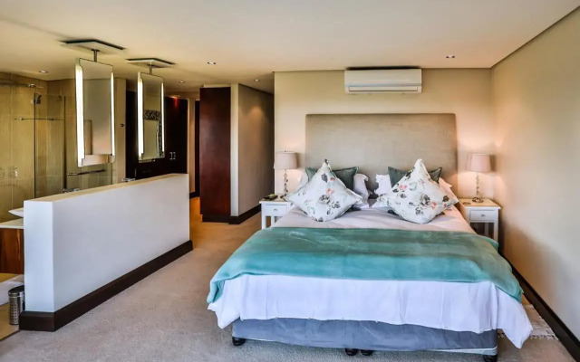 Zimbali 4 Bedroom with pool ZHB1
