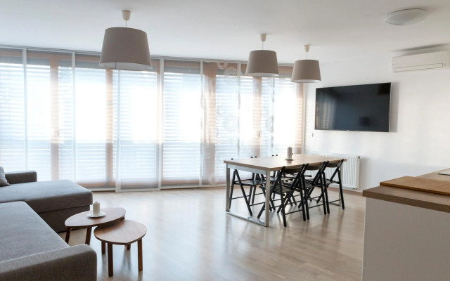 Auredius Deluxe Apartment