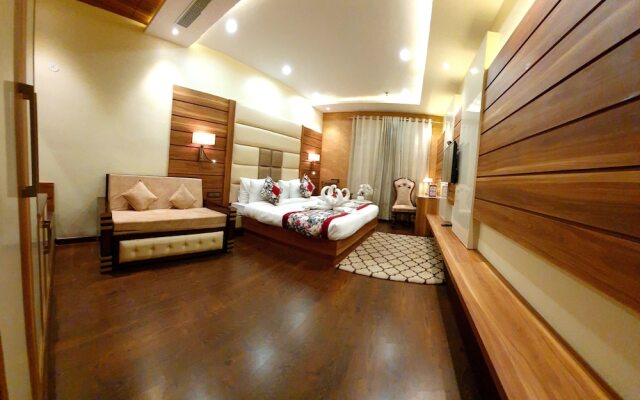 Hotel Makhan Residency