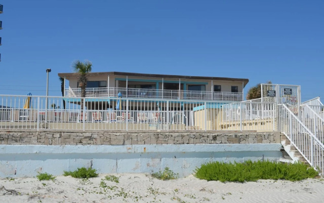 Sunrise Inn On The Beach