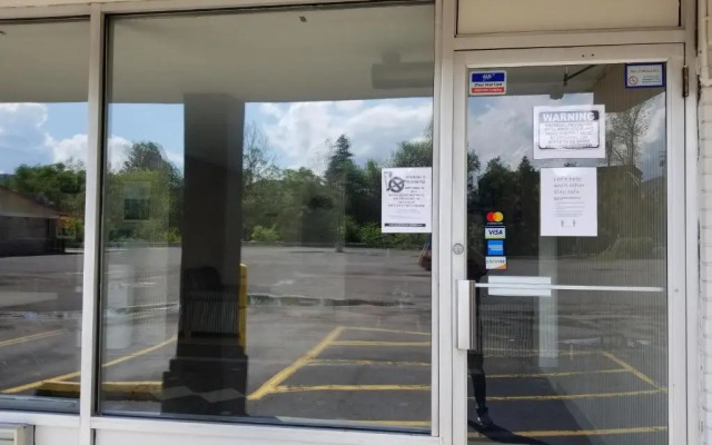 Econo Lodge Coliseum