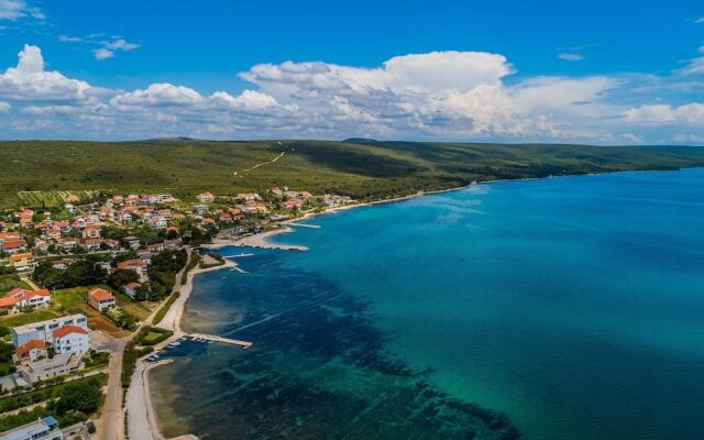 Suncana Villa Sukosan