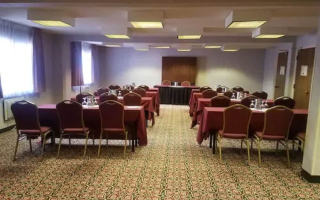 FairBridge Hotel & Conference Center Yakima