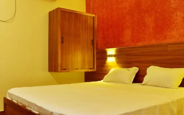 Hotel Parvathi International