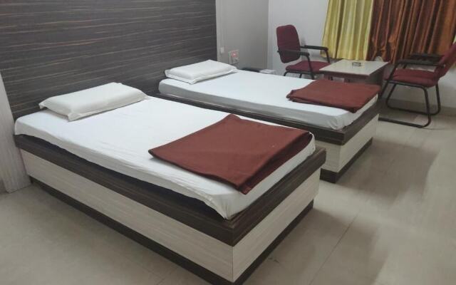 Hotel Parth Residency
