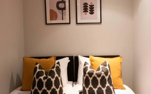 Modern Luxury 2 Bed Apartment