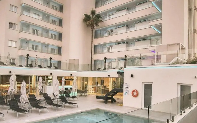 Apartamentos Ponent