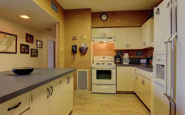 Channelview 214