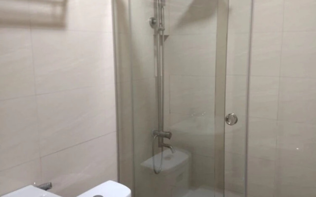 OYO 848 Dona Aurora Condotel