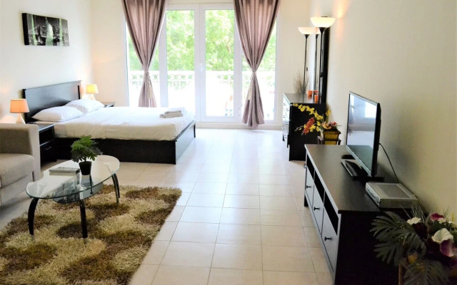 MRH - Studio in Discovery Gardens