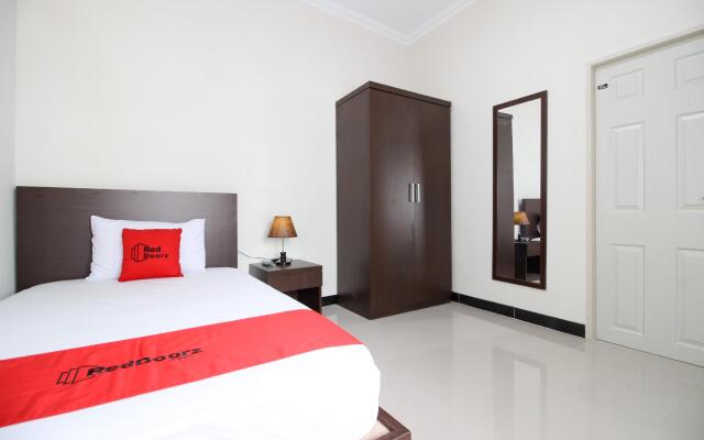 Urbanview Hotel Syariah Casa Azmya Yogyakarta