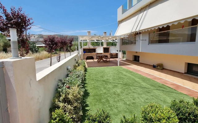 Sandy Cozy Apartments