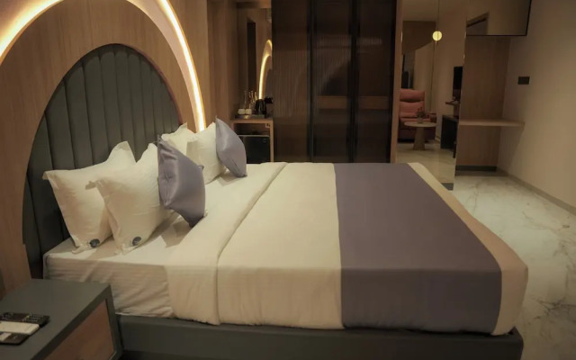 Sudarshan Palace By Spree