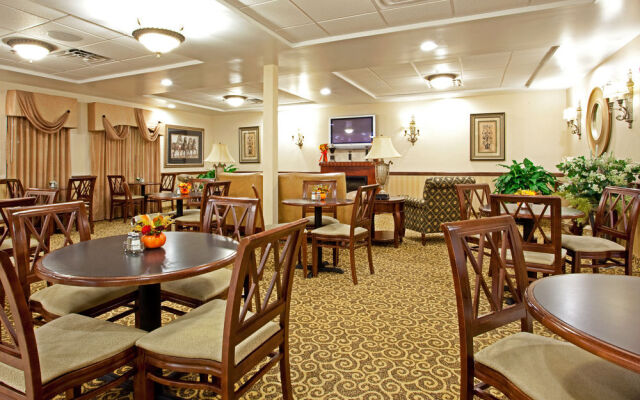 Holiday Inn Express Princeton/I-77