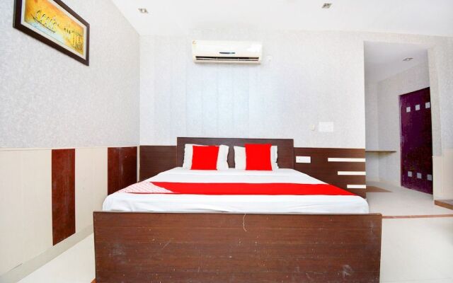 Hotel Piccadily by OYO Rooms