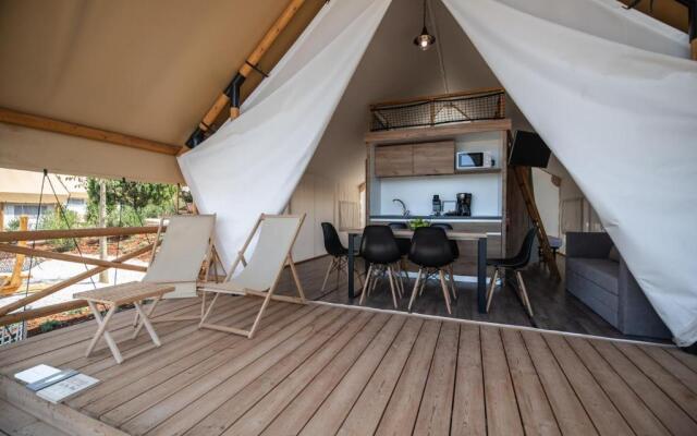 Arena One 99 Glamping