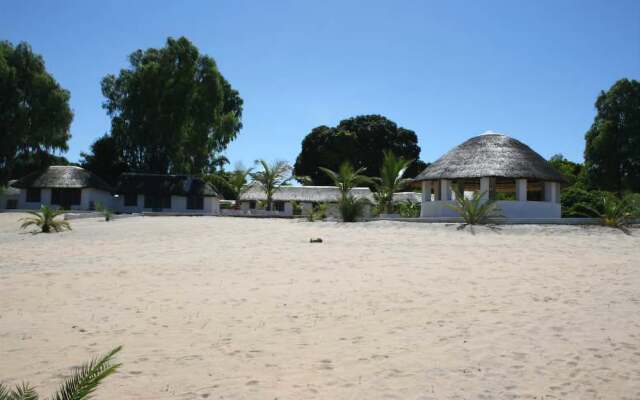 Fish Eagle Bay Lodge