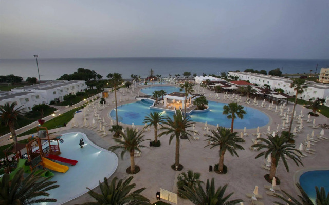 Atlantica Ocean Beach Resort
