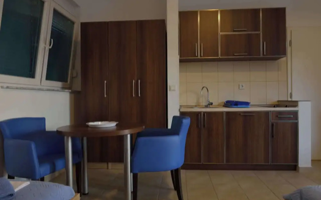 Belvedere Apartments with Seaview