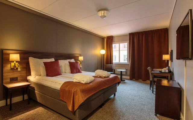 Home Hotel Uman