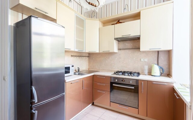 ApartLux на наб. Шевченко