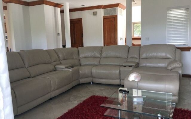 Blue Orchid Villa