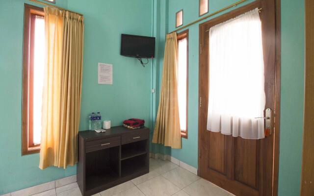 RedDoorz near Maranatha University