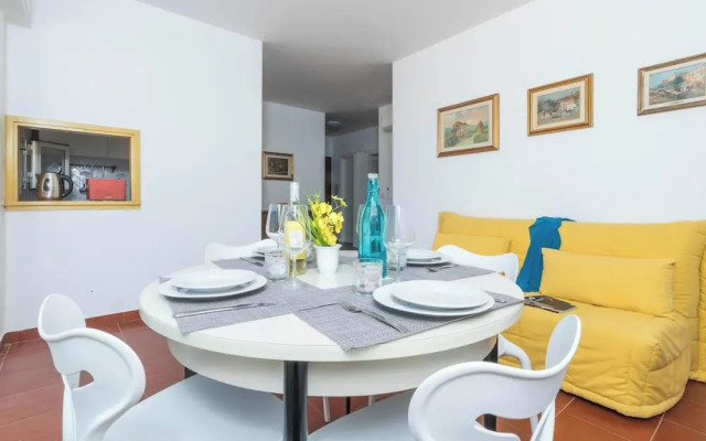 Una Finestra Sul Porto