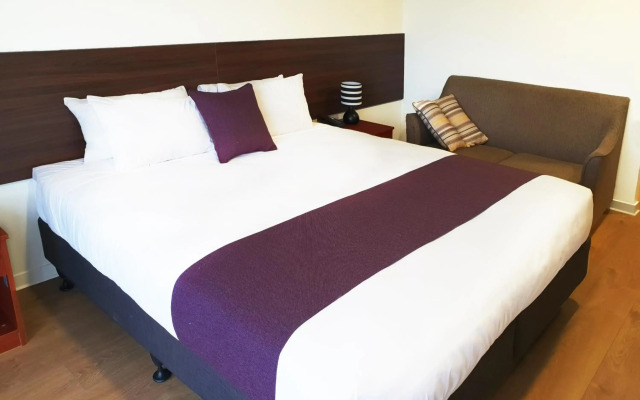 Auckland Airport Easy Hotel