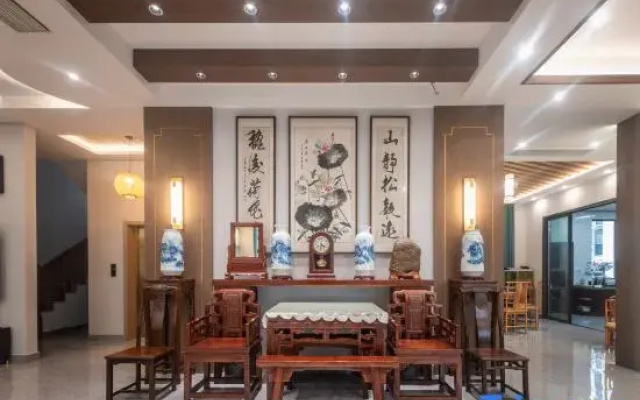 Qinghuan Courtyard Homestay