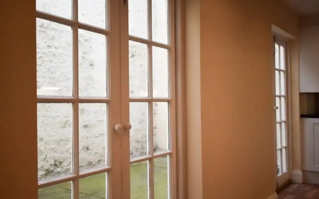 Private, Spacious & Central 1 Bedroom Flat in Brighton