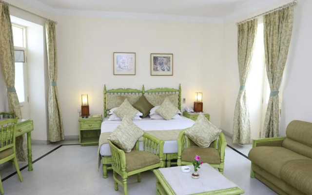 Garden Hotel – Guest Rooms – Udaipur
