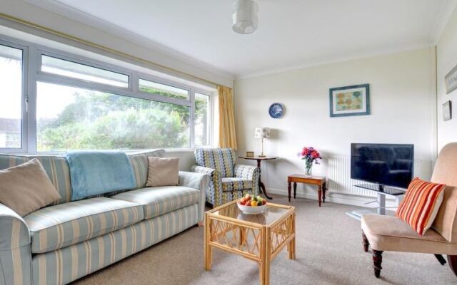 Holiday Home Crescent