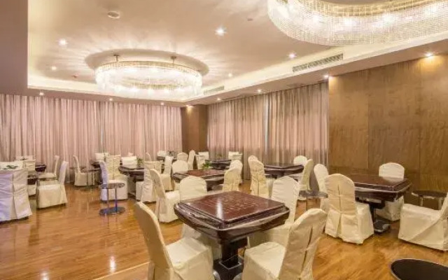 Xinhua Hotel (Chongqing Jiangbei Airport)
