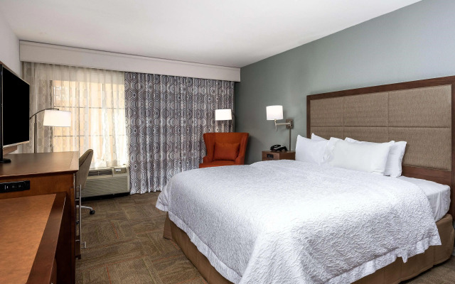 Hampton Inn & Suites Florence Center