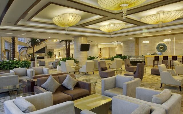 Crowne Plaza Hotel Dandong